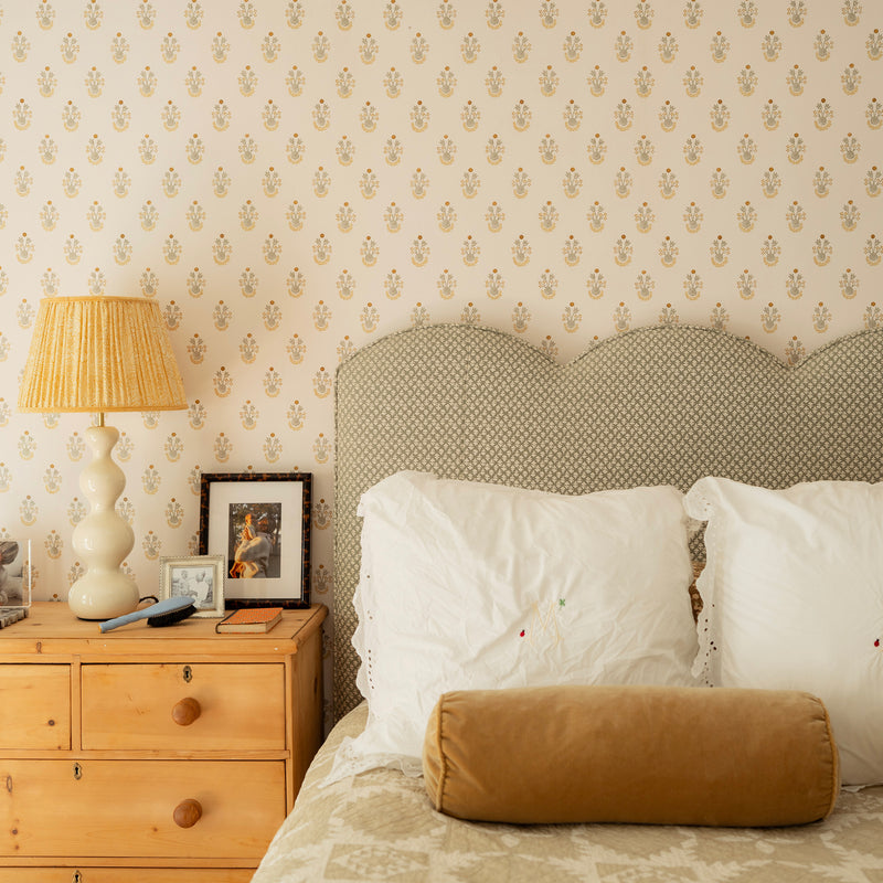 FEATURED: Theodora in Quinn Sage / Lucie Chamomile Wallpaper