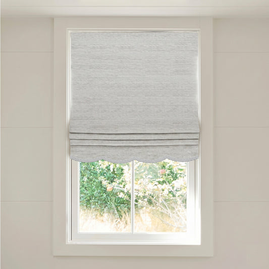 FEATURED: Shown in Scalloped / Waterfall / Inside / Snow Gimp