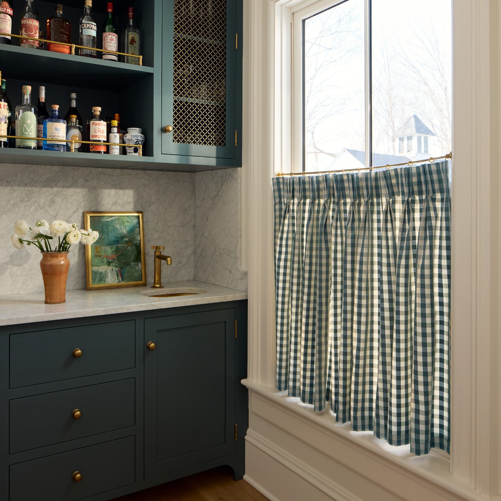 FEATURED: Shown in Pinch Pleat