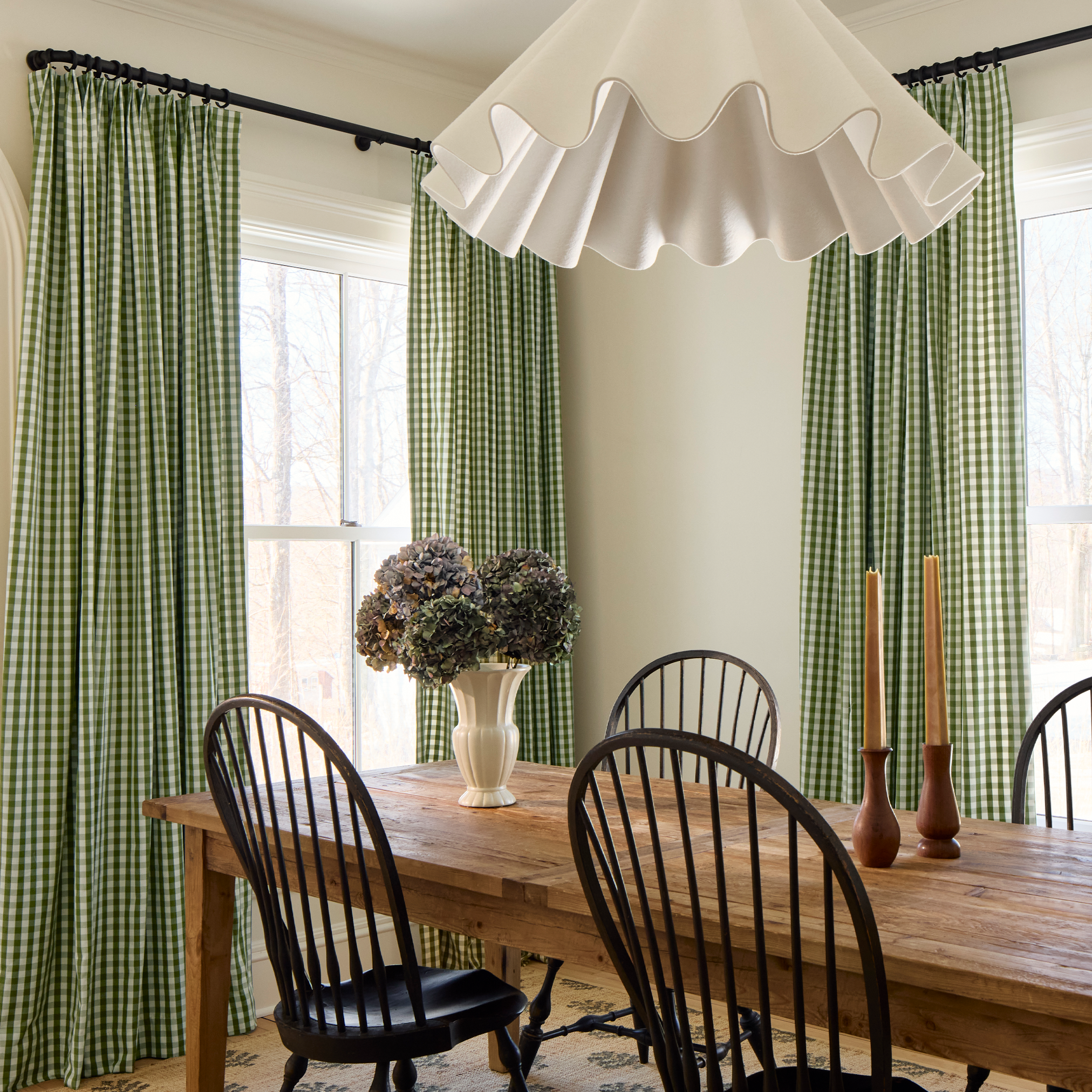FEATURED: Shown in Tailored Pleat / Privacy